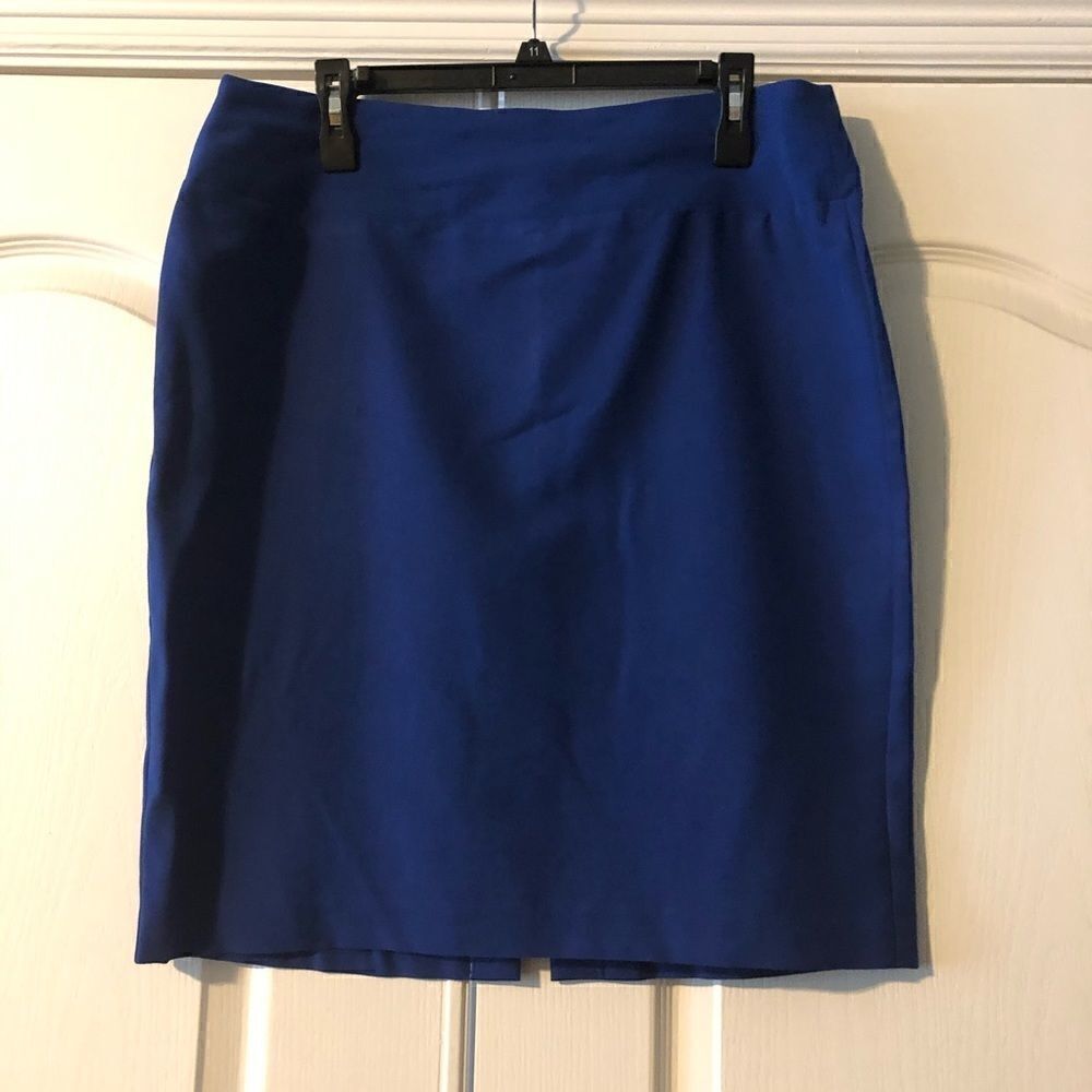 Alfani  royal blue skirt sz 12